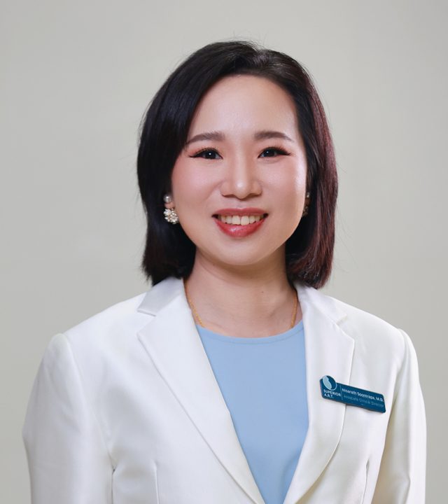ทีมแพทย์ ซูพีเรีย เอ.อาร์.ที. : พญ. นิศารัตน์ สุนทราภา